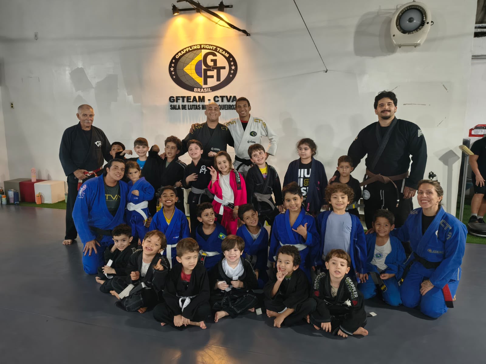 Jiu-Jitsu Baby — turma das 18h